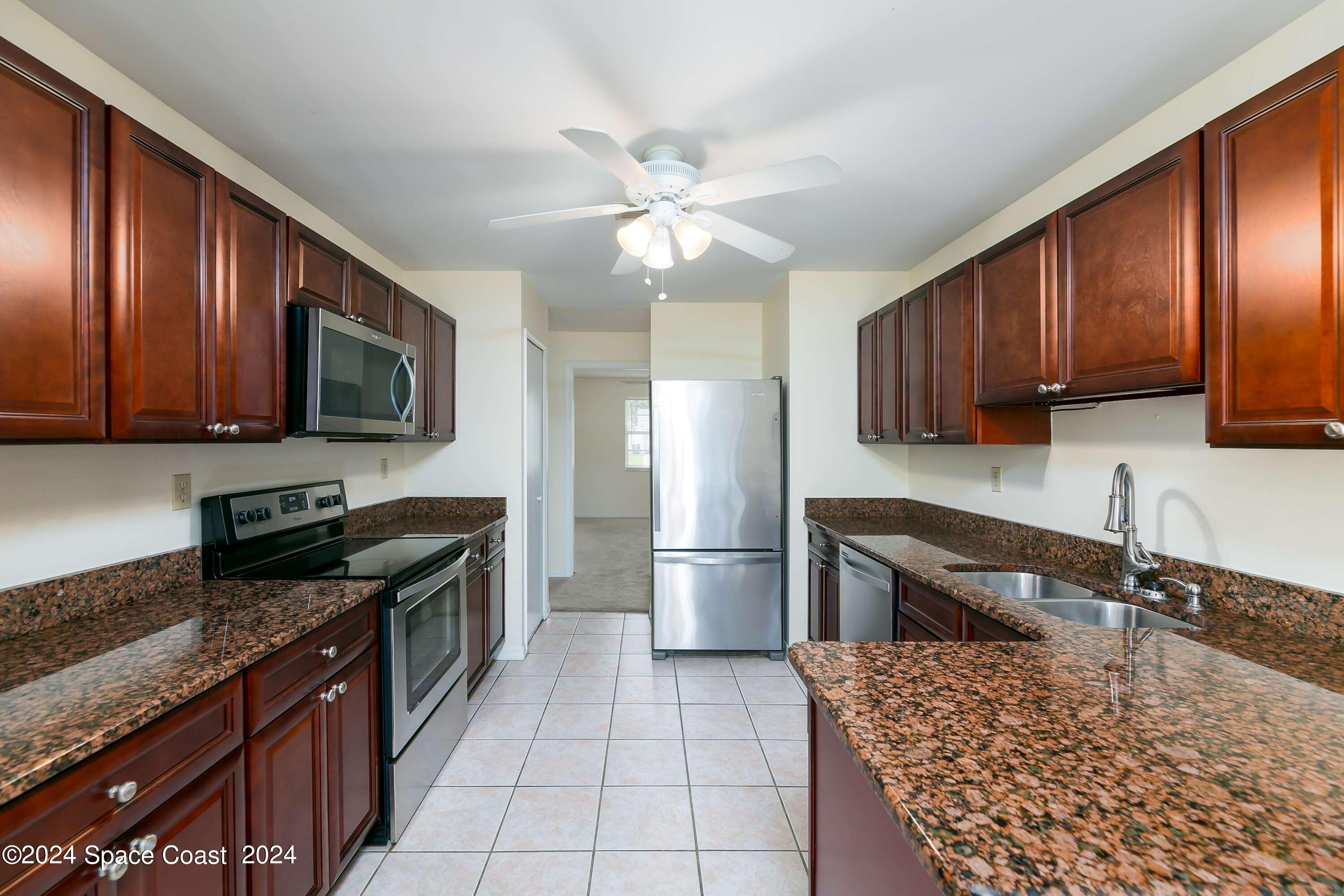 5180 Holden Road Cocoa, FL 32927 - Photo 24 of 31 Kitchen