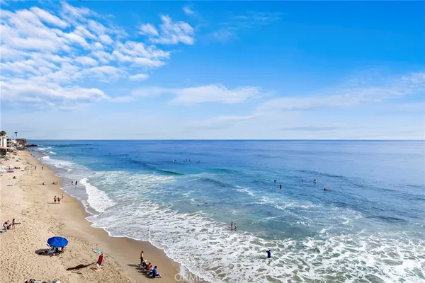 $40,000 | 715 Ocean Front, Laguna Beach, CA 92651