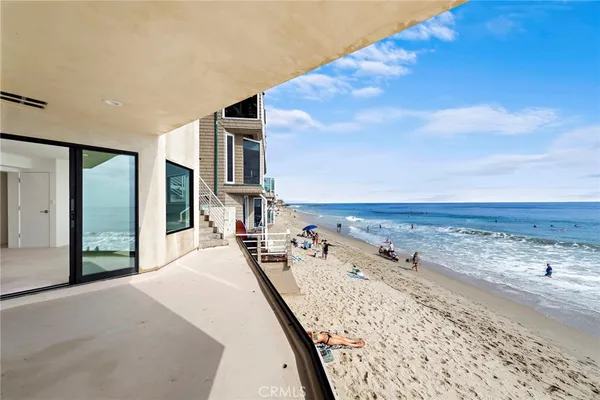 $40,000 | 715 Ocean Front, Laguna Beach, CA 92651