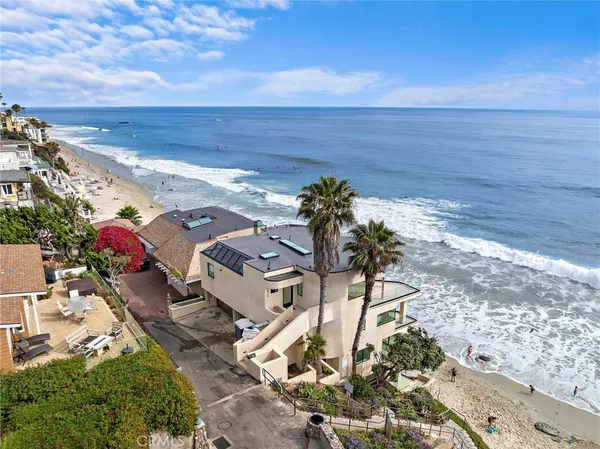 $40,000 | 715 Ocean Front, Laguna Beach, CA 92651