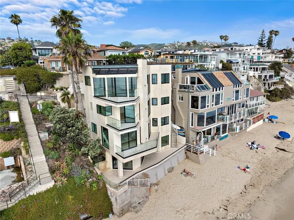 $40,000 | 715 Ocean Front, Laguna Beach, CA 92651