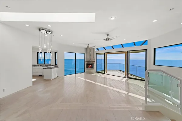 $40,000 | 715 Ocean Front, Laguna Beach, CA 92651