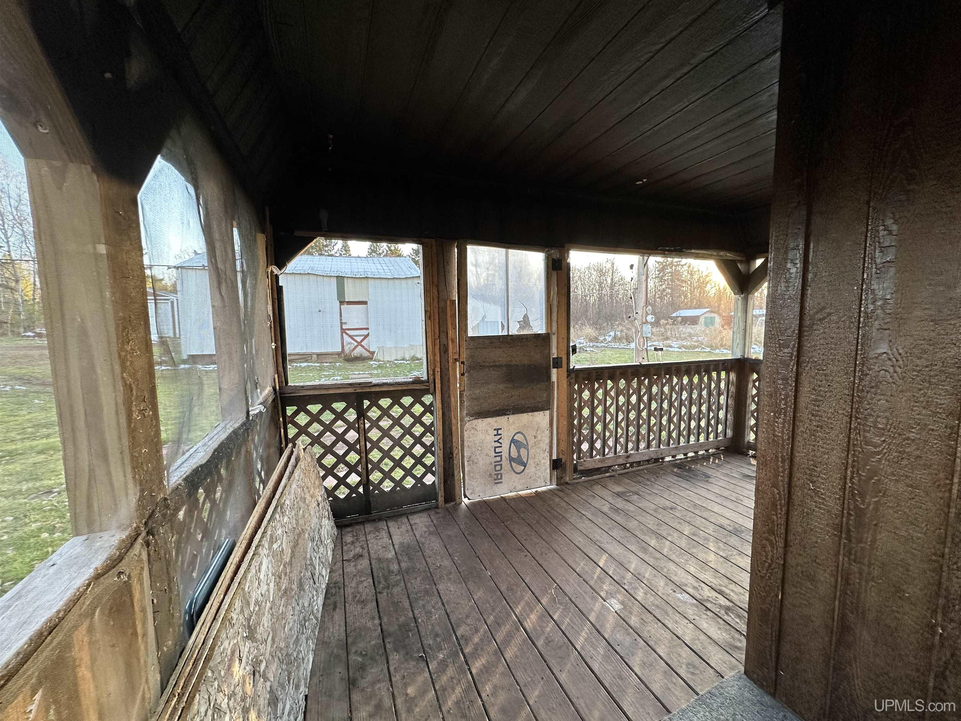 120 Johnson Road Wakefield, MI 49968 - Photo 4 of 25 Gallery Image 4