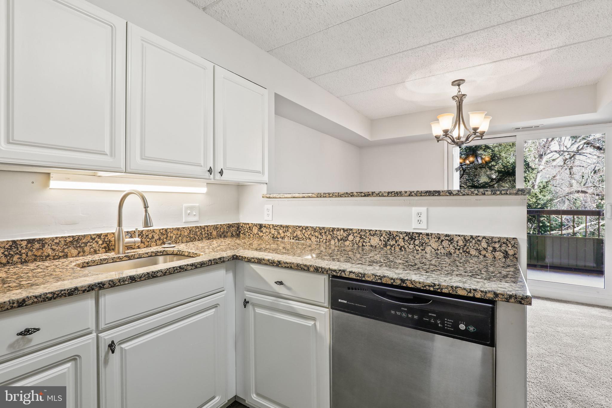 5665 Harpers Farm Road Columbia, MD 21044 - Photo 6 of 29