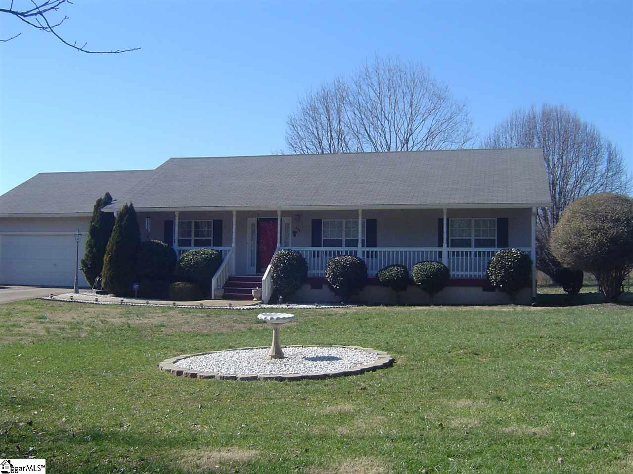 174 Half Moon Road Wellford, SC 29385 - Photo 1 of 15 Gallery Image 1