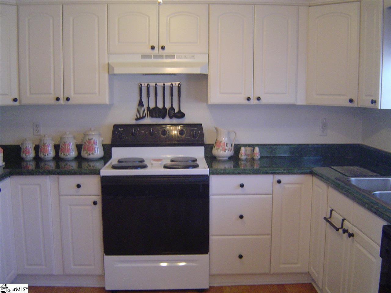 174 Half Moon Road Wellford, SC 29385 - Photo 5 of 15 Gallery Image 5