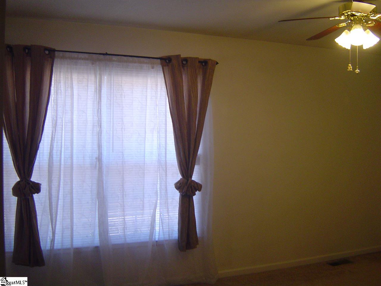 174 Half Moon Road Wellford, SC 29385 - Photo 8 of 15 Gallery Image 8