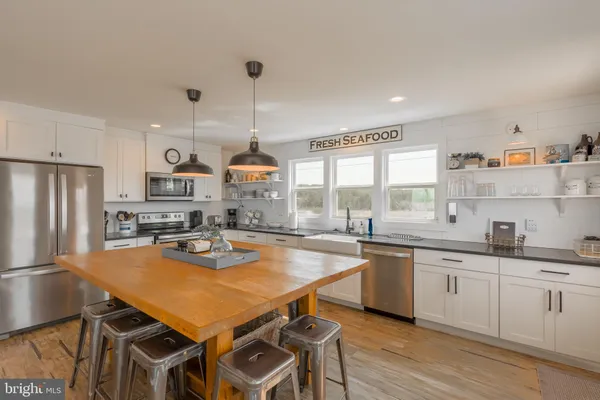 $2,350,000 | 24227 Thicket Point Lane, Onancock, VA 23417
