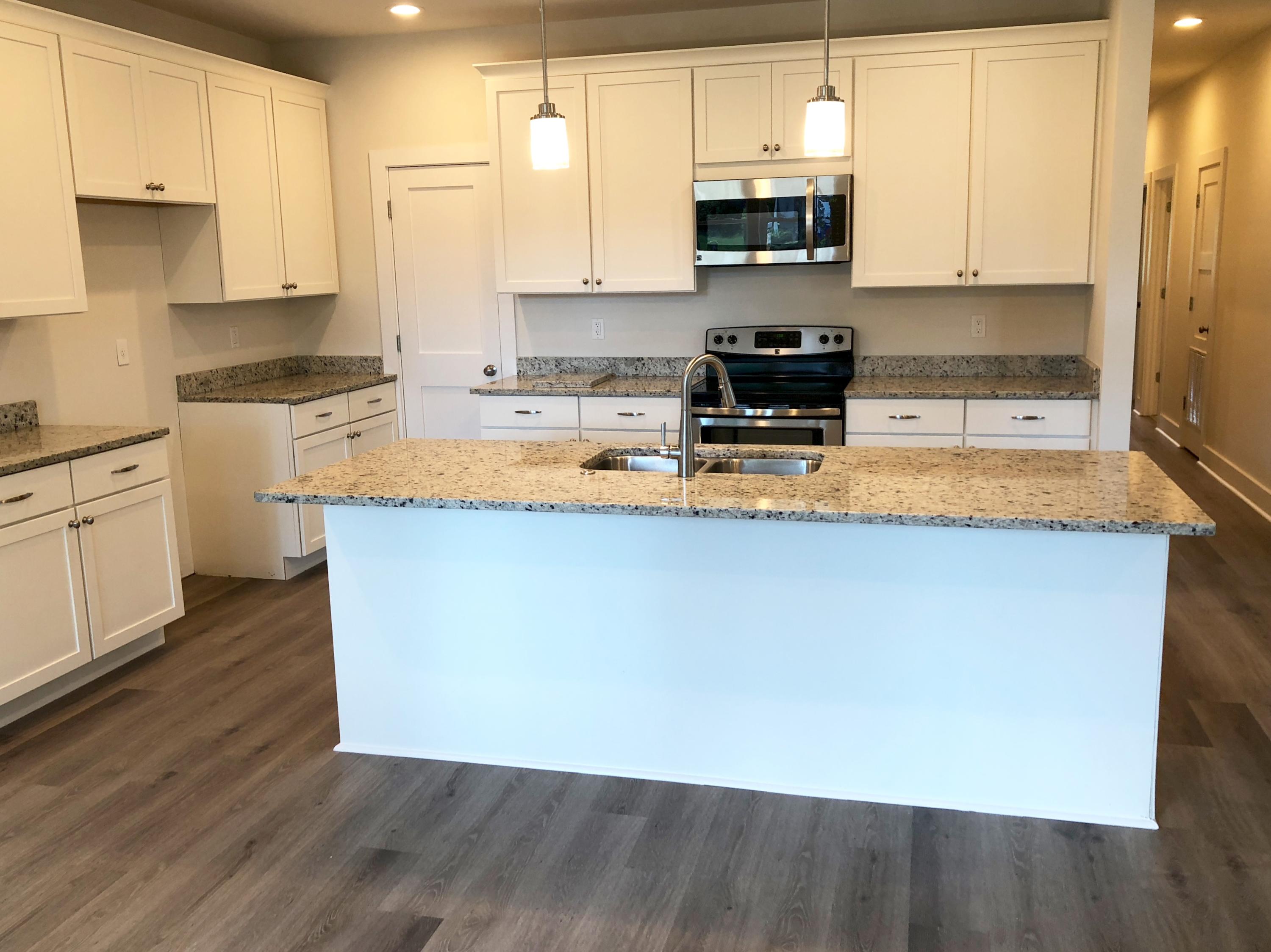 29 Marlin Court Santa Rosa Beach, FL 32459 - Photo 3 of 33 Open plan kitchen
