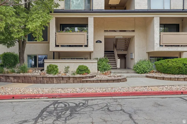 $285,000 | 971 Creekhill Lane, Unit 10, Midvale, UT 84047