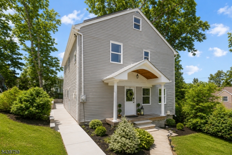 46 Ideal Street Gillette, NJ 07933 - Photo 3 of 47