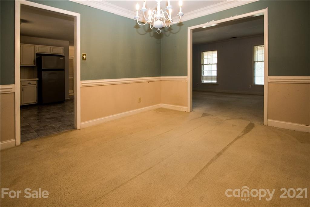 412 Neill Ridge Road Matthews, NC 28105 - Photo 14 of 25 a view of an empty room with window