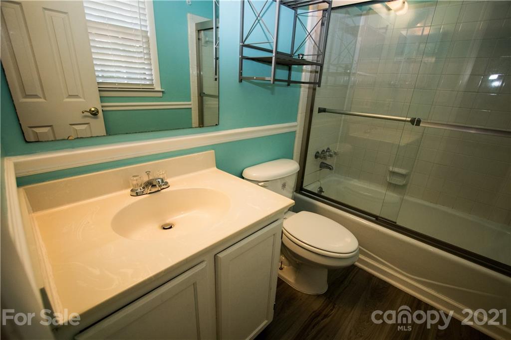 412 Neill Ridge Road Matthews, NC 28105 - Photo 19 of 25 a bathroom with a sink toilet and shower