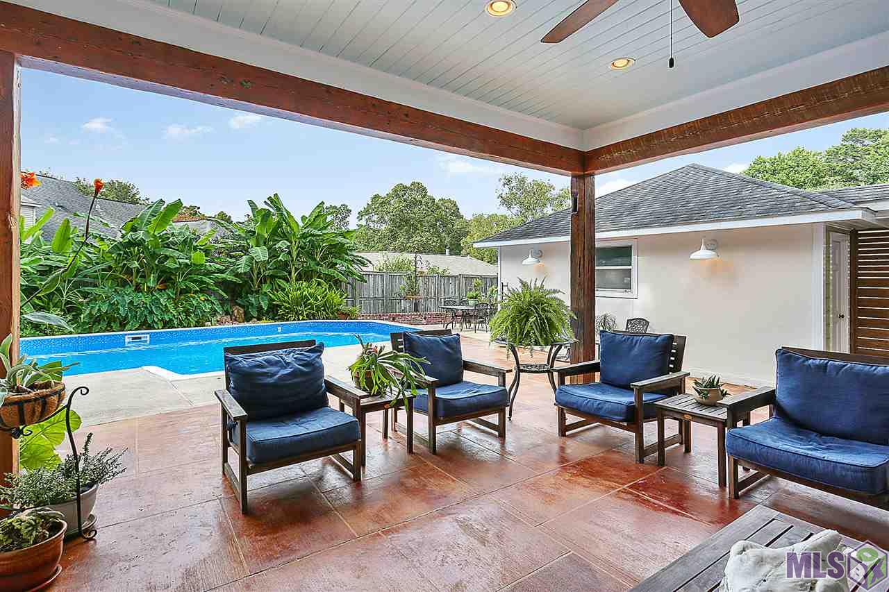 Pool and Patio with TV