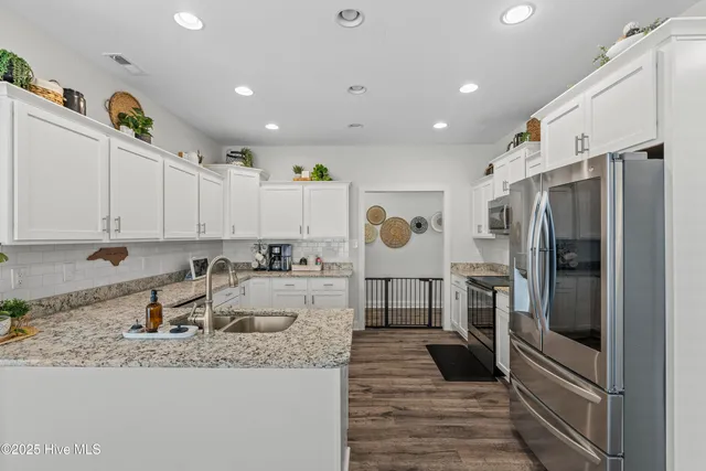 $475,000 | 419 Nantucket Trail, Sneads Ferry, NC 28460