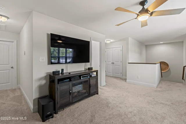 $475,000 | 419 Nantucket Trail, Sneads Ferry, NC 28460