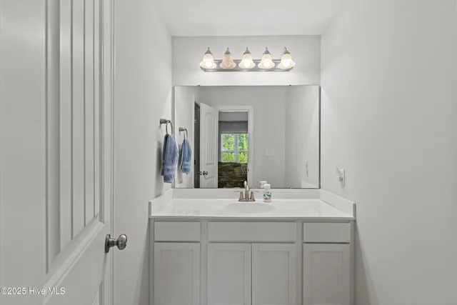 $475,000 | 419 Nantucket Trail, Sneads Ferry, NC 28460