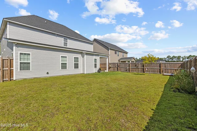 $475,000 | 419 Nantucket Trail, Sneads Ferry, NC 28460