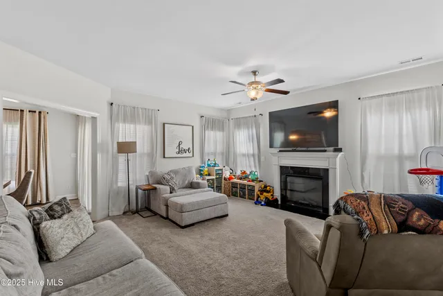 $475,000 | 419 Nantucket Trail, Sneads Ferry, NC 28460