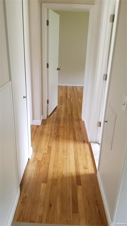 8358 Harding Center Line, MI 48015 - Photo 18 of 26