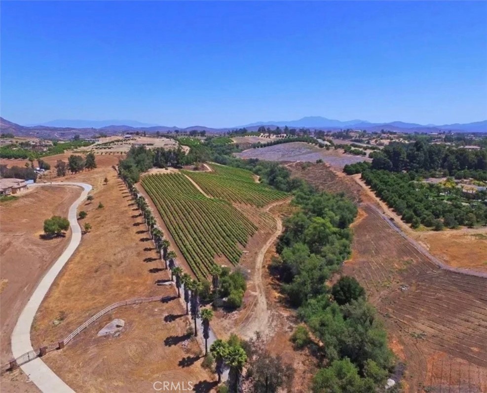 39850 Kapalua Way Temecula, CA 92592 - Photo 34 of 35 an aerial view of a house