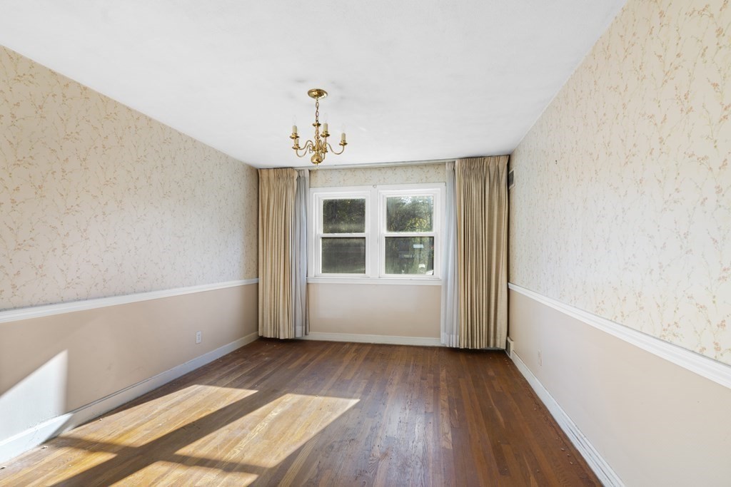 1 Cole Road Wayland, MA 01778 - Photo 10 of 26