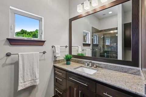 $1,150,000 | 1528 El Cielo, Leander, TX 78641