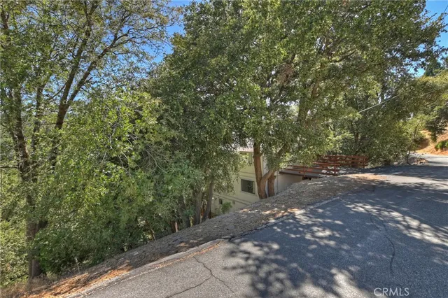$474,000 | 688 Arth Drive, Crestline, CA 92325