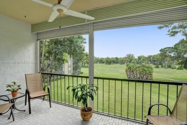 $2,100 | 6101 North Falls Cir Drive, Unit 302, Lauderhill, FL 33319