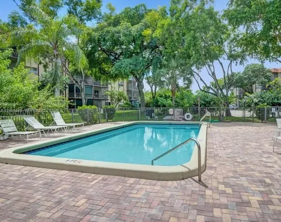 $2,100 | 6101 North Falls Cir Drive, Unit 302, Lauderhill, FL 33319