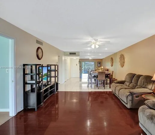 $2,100 | 6101 North Falls Cir Drive, Unit 302, Lauderhill, FL 33319