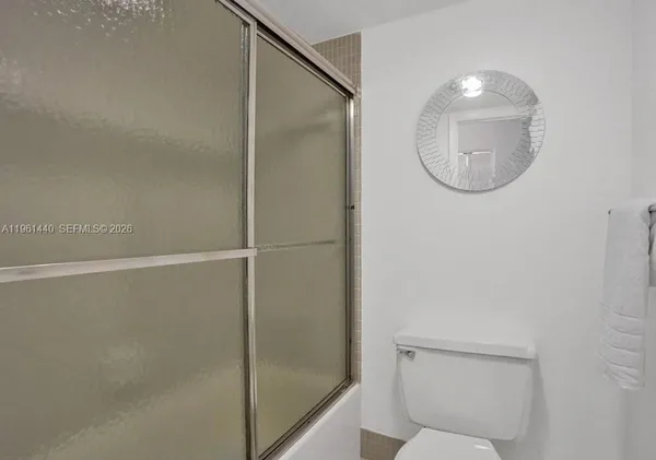 $2,100 | 6101 North Falls Cir Drive, Unit 302, Lauderhill, FL 33319