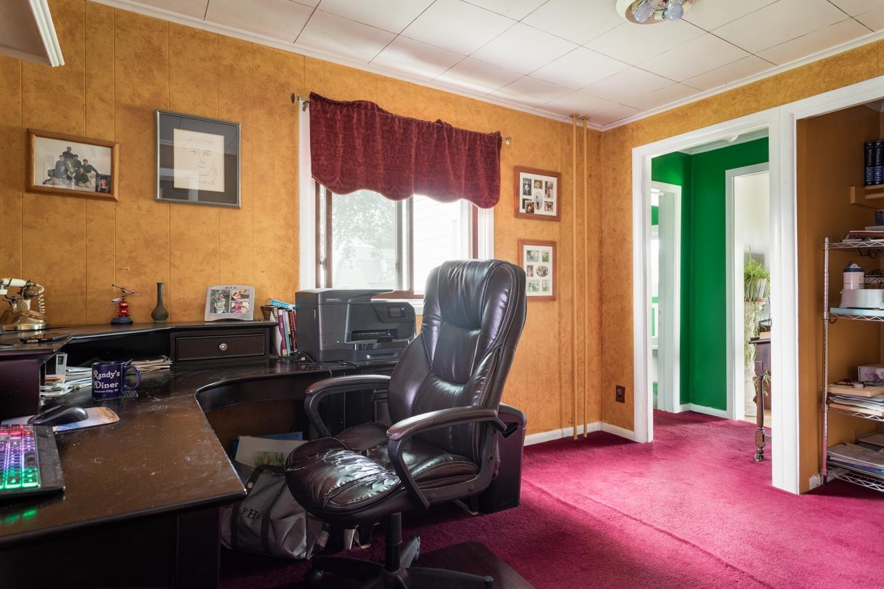 2399 Kroupa Road Traverse City, MI 49686 - Photo 21 of 72 1898154-33.JPG