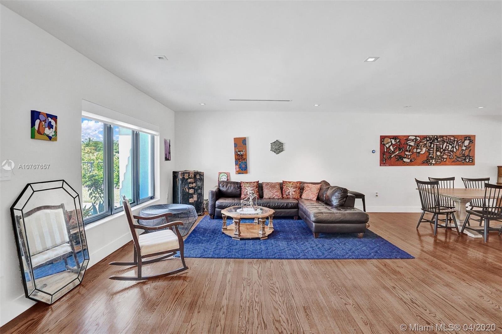 555 Southwest 27th Road Miami, FL 33129 - Photo 11 of 36