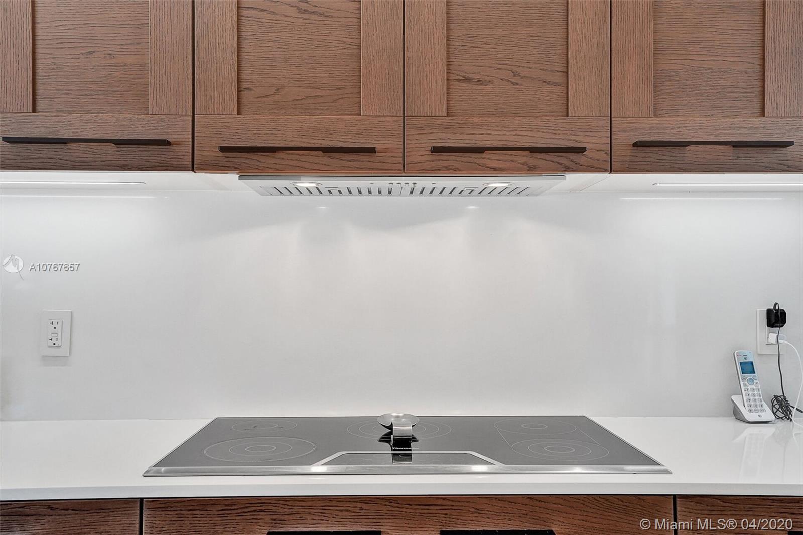 555 Southwest 27th Road Miami, FL 33129 - Photo 24 of 36