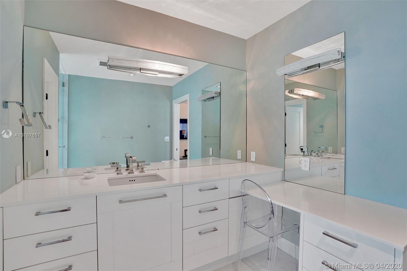 555 Southwest 27th Road Miami, FL 33129 - Photo 32 of 36