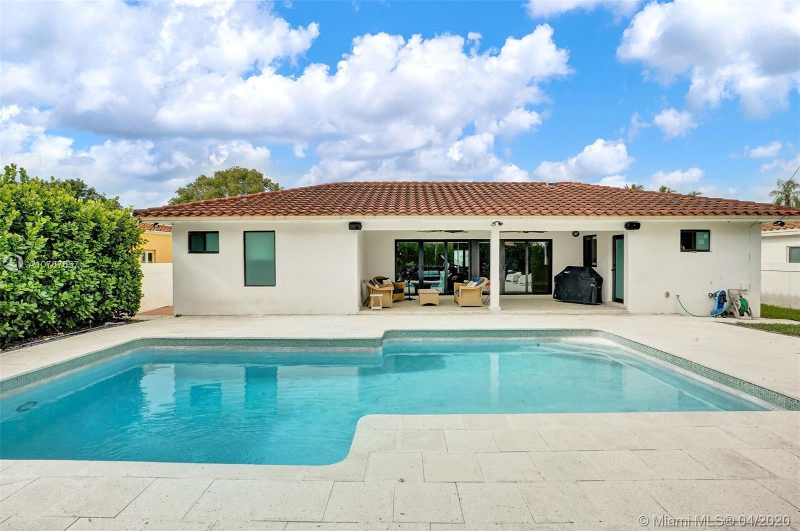 555 Southwest 27th Road Miami, FL 33129 - Photo 33 of 36