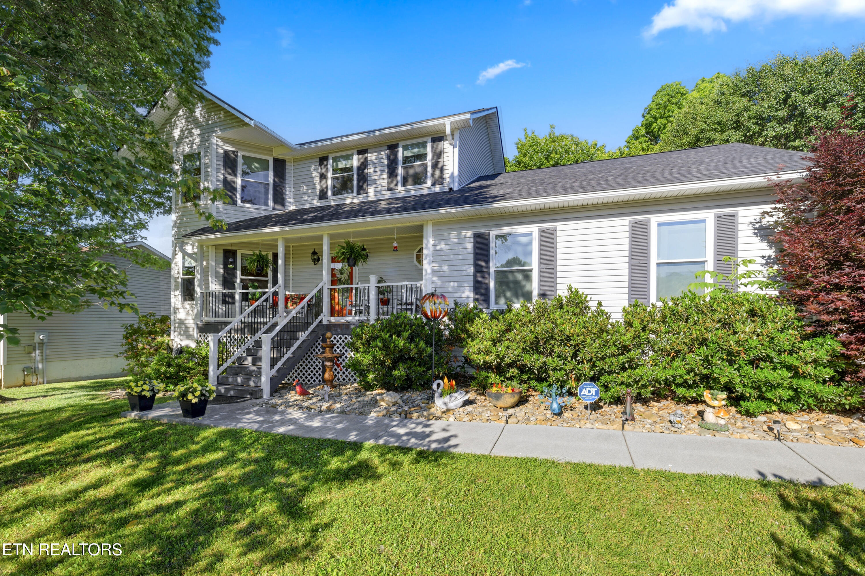 6835 Rambling Brooks Lane Knoxville, TN 37918 - Photo 1 of 35 Home Front