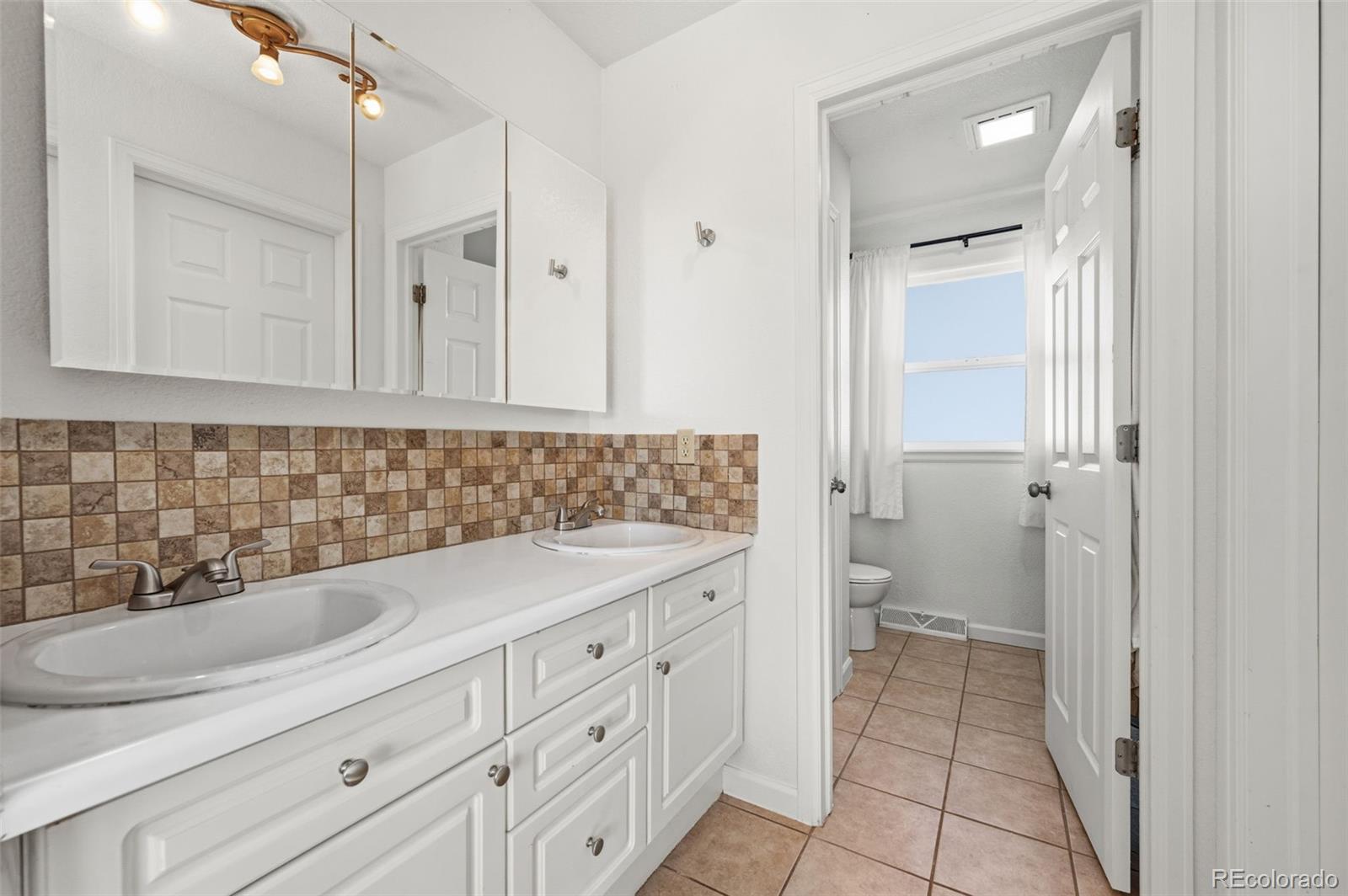 45554 Rampart Road Parker, CO 80138 - Photo 12 of 41