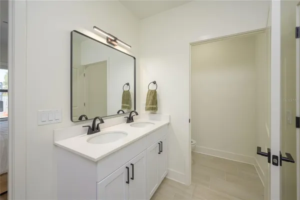 $2,350 | 419 Southeast 1st Avenue, Unit 102, Ocala, FL 34471