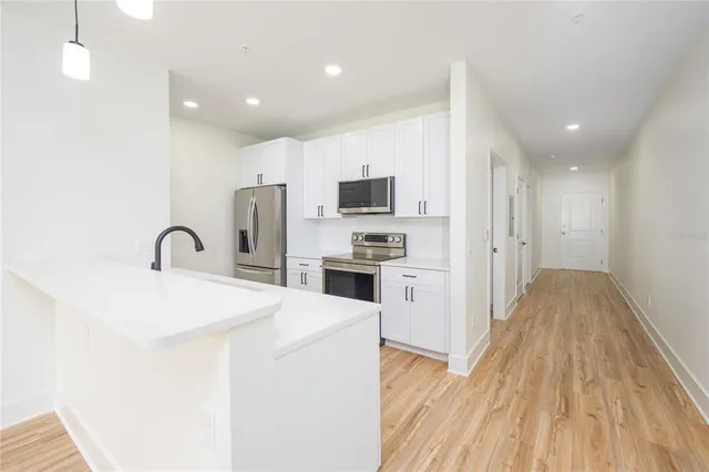 $2,350 | 419 Southeast 1st Avenue, Unit 102, Ocala, FL 34471