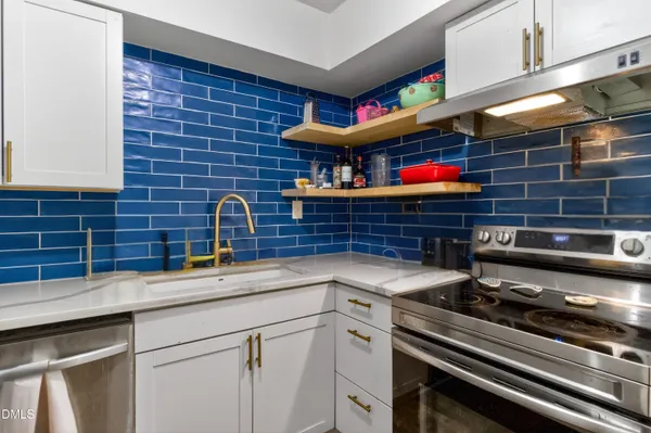 $275,000 | 220 Elizabeth Street, Unit A3, Chapel Hill, NC 27514