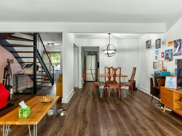 $275,000 | 220 Elizabeth Street, Unit A3, Chapel Hill, NC 27514