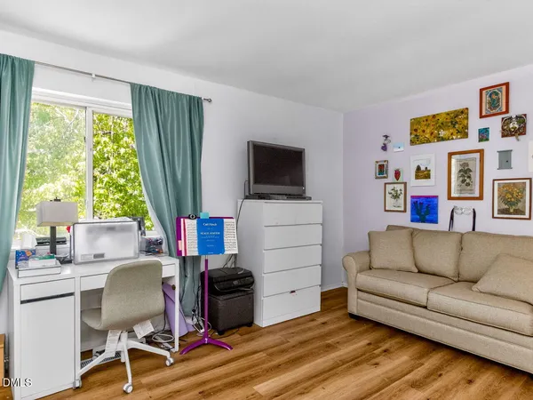 $275,000 | 220 Elizabeth Street, Unit A3, Chapel Hill, NC 27514