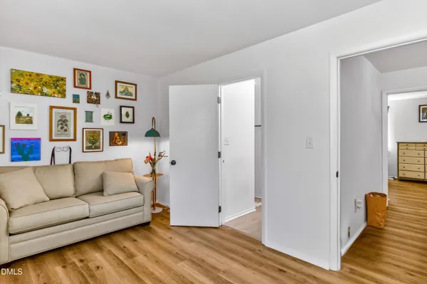 $275,000 | 220 Elizabeth Street, Unit A3, Chapel Hill, NC 27514