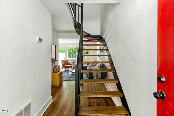 $275,000 | 220 Elizabeth Street, Unit A3, Chapel Hill, NC 27514