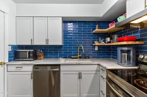 $275,000 | 220 Elizabeth Street, Unit A3, Chapel Hill, NC 27514