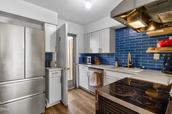 $275,000 | 220 Elizabeth Street, Unit A3, Chapel Hill, NC 27514
