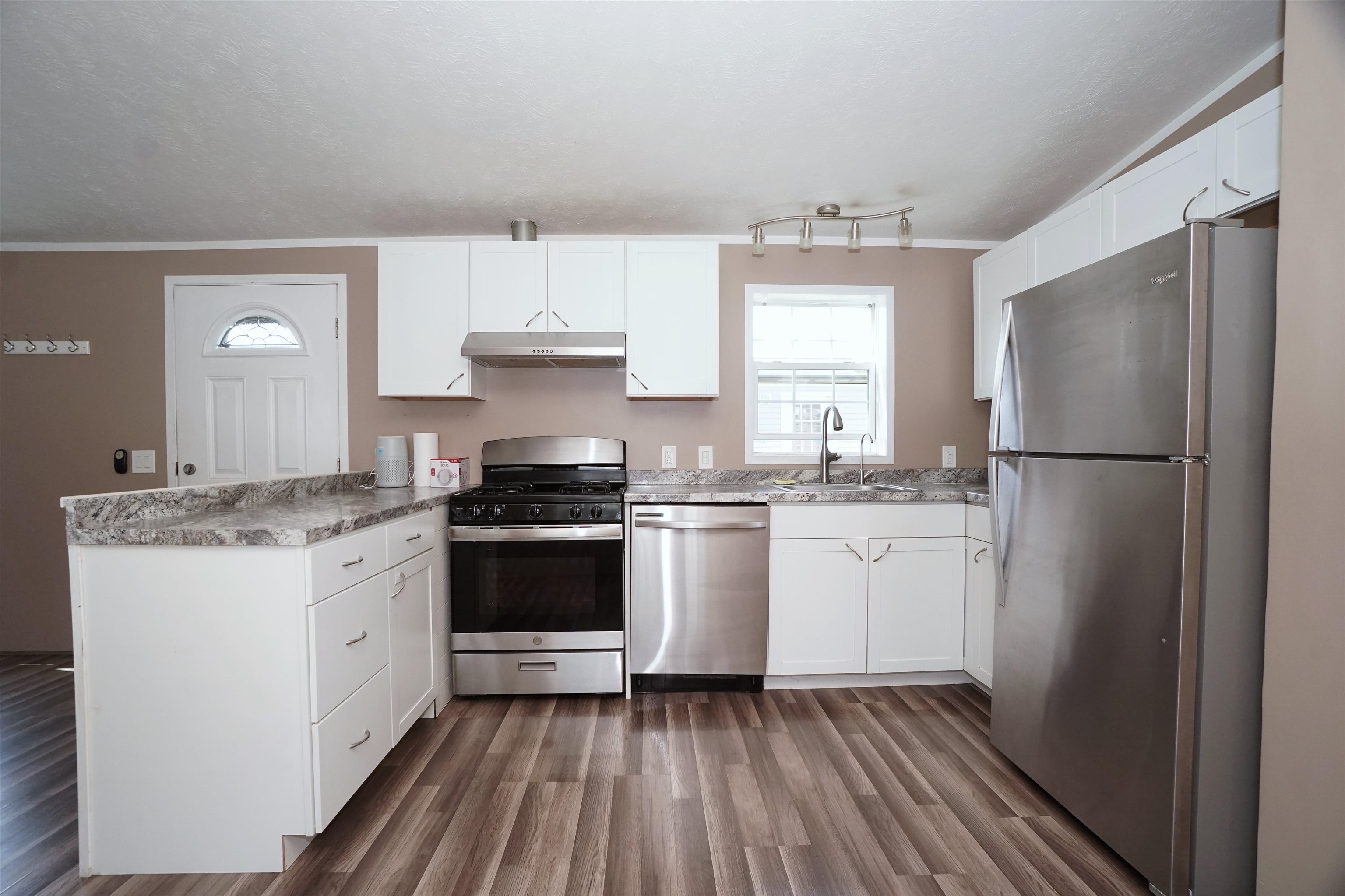 34 Policy Lane, Unit 34 Salem, NH 03079 - Photo 16 of 33