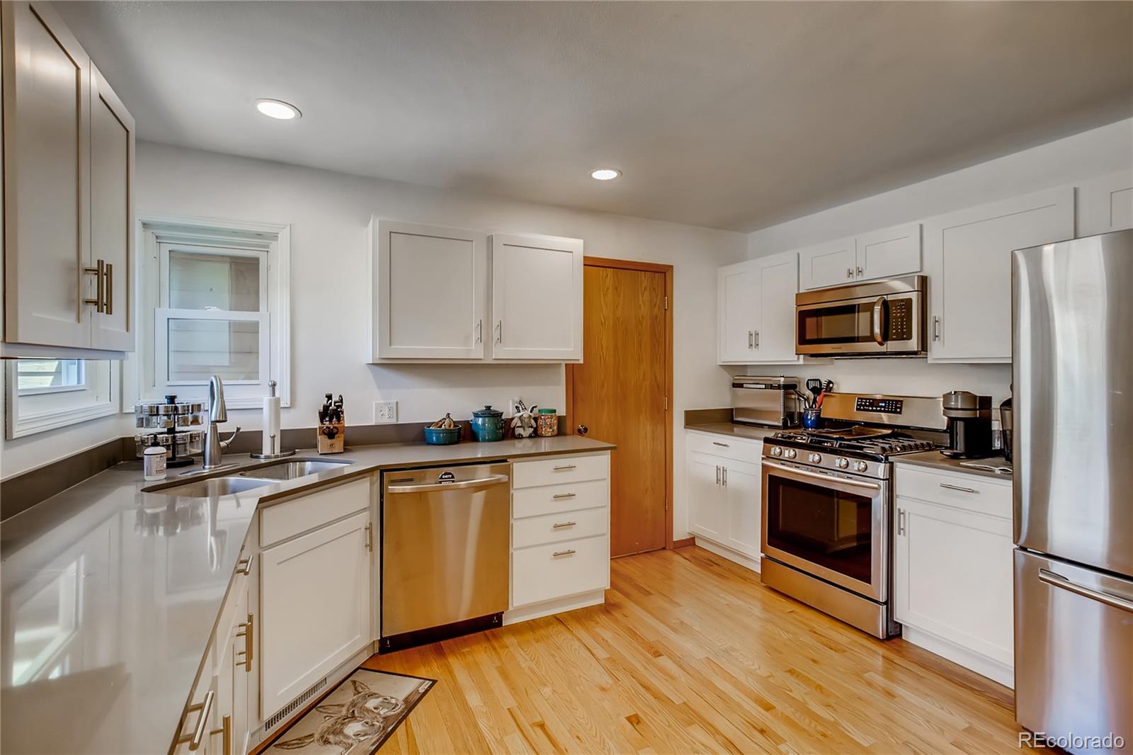 3292 Christy Ridge Road Sedalia, CO 80135 - Photo 8 of 30 Gallery Image 8